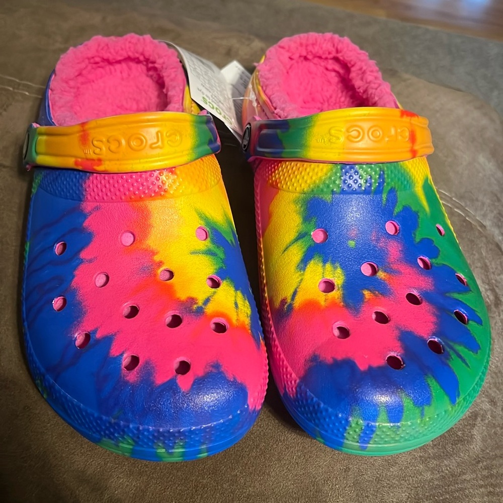 Classic lined tie dye crocs